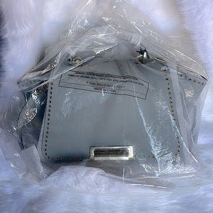 ZAC ZACPOSEN Eartha Iconic Soft Top Handle I Size: OS I Color: Elephant